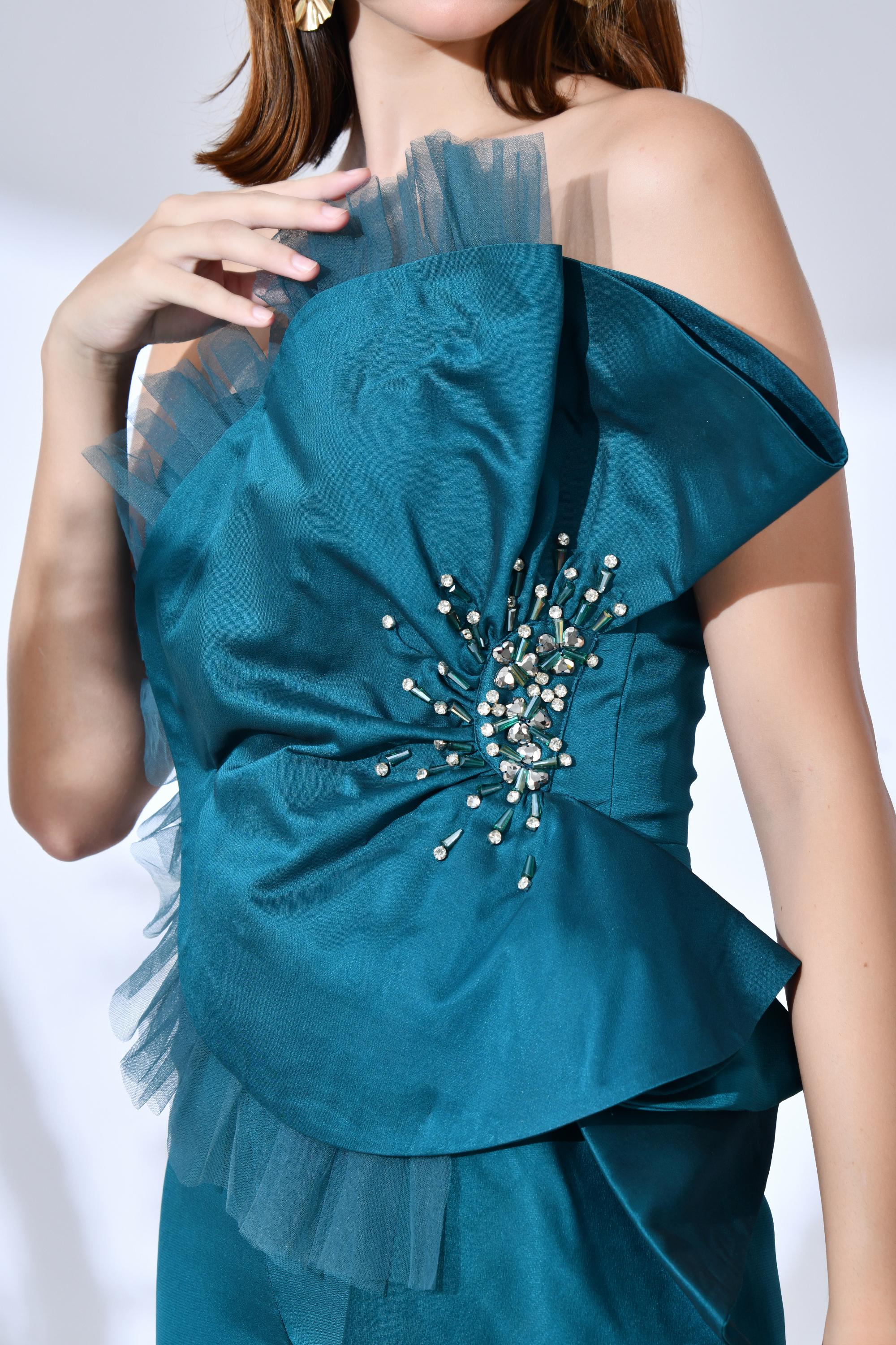 Bespoke-Statement Jumpsuit: Blue Turquoise